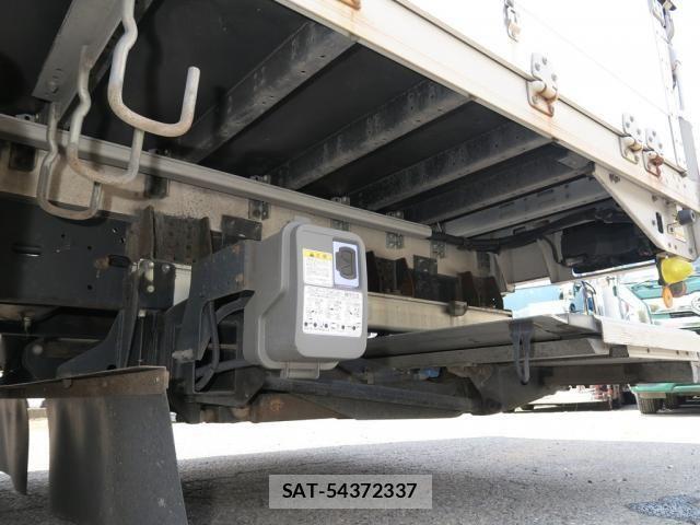 Isuzu FORWARD 2022-02 8659180-20