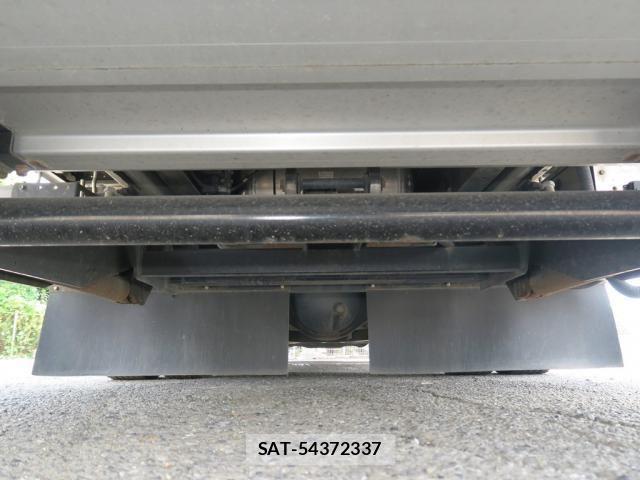 Isuzu FORWARD 2022-02 8659180-23