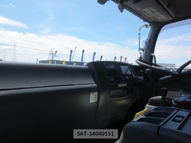Isuzu FORWARD 2017-12 8666168-17