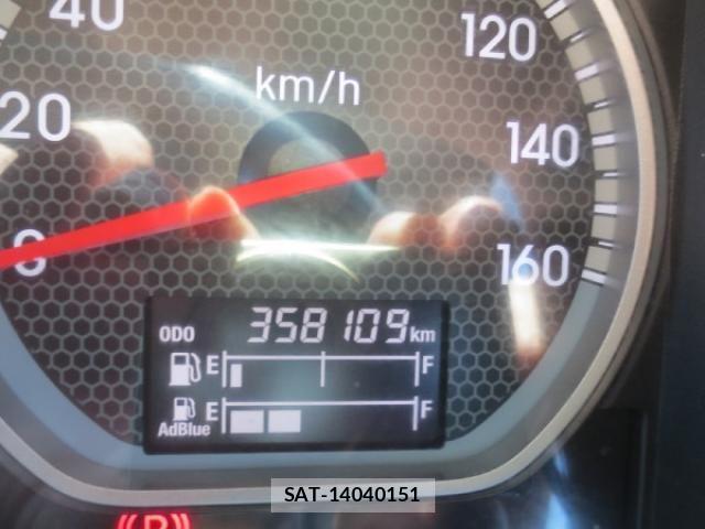 Isuzu FORWARD 2017-12 8666168-18