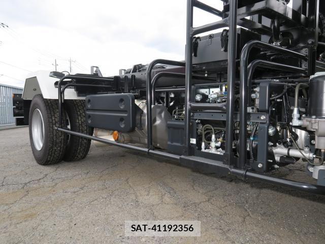 Isuzu FORWARD 2025-01 8659178-13