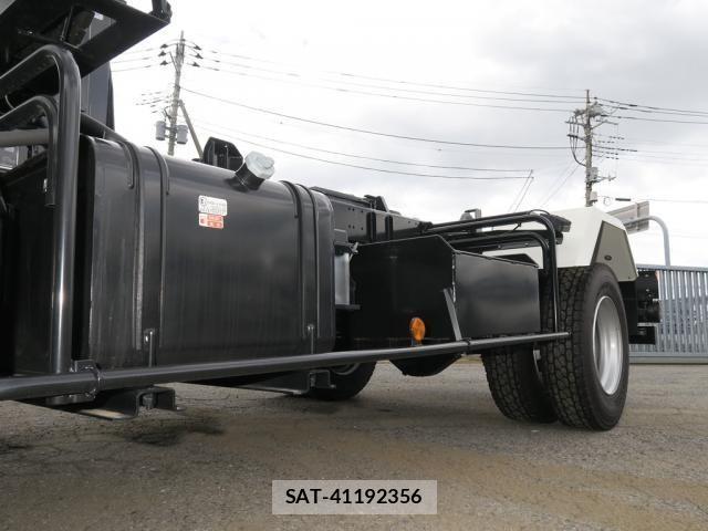 Isuzu FORWARD 2025-01 8659178-14
