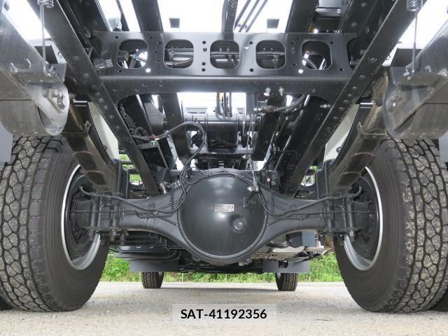 Isuzu FORWARD 2025-01 8659178-18