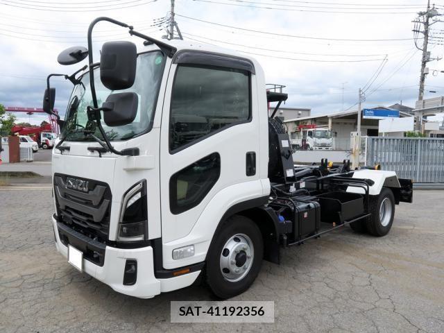 Isuzu FORWARD 2025-01 8659178-1