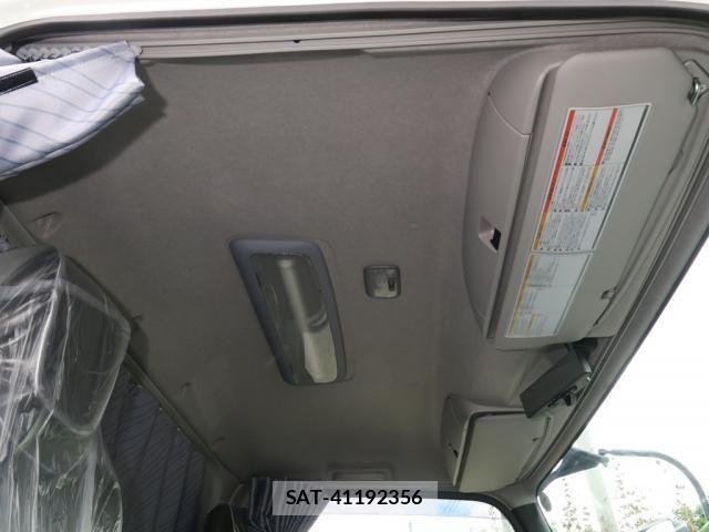 Isuzu FORWARD 2025-01 8659178-22