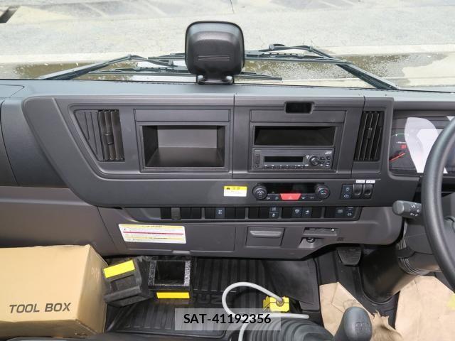 Isuzu FORWARD 2025-01 8659178-25