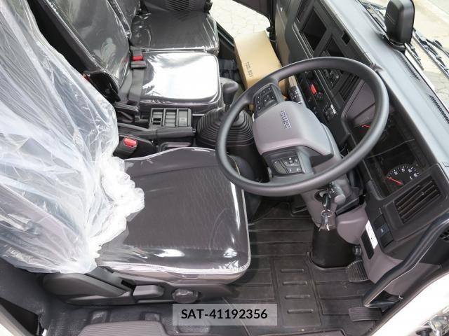 Isuzu FORWARD 2025-01 8659178-26