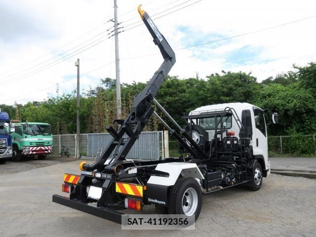 Isuzu FORWARD 2025-01 8659178-7