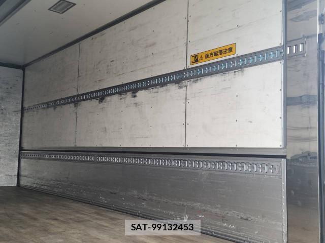 Isuzu FORWARD 2018-10 8659179-11