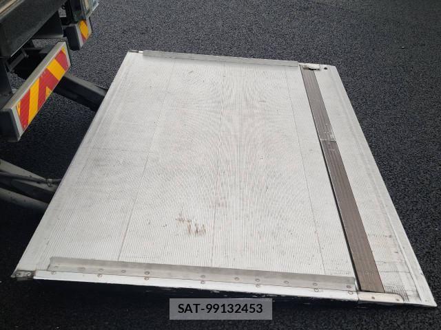Isuzu FORWARD 2018-10 8659179-15