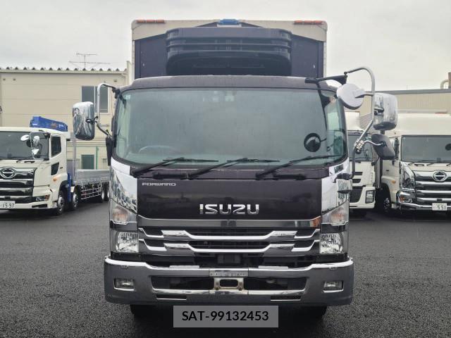 Isuzu FORWARD 2018-10 8659179-1