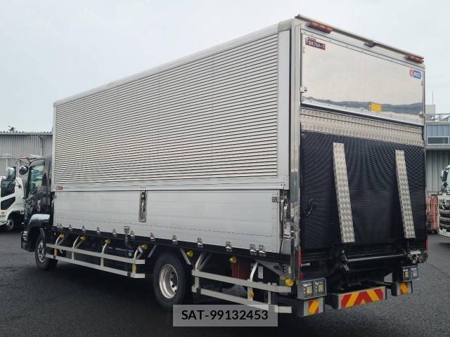 Isuzu FORWARD 2018-10 8659179-5