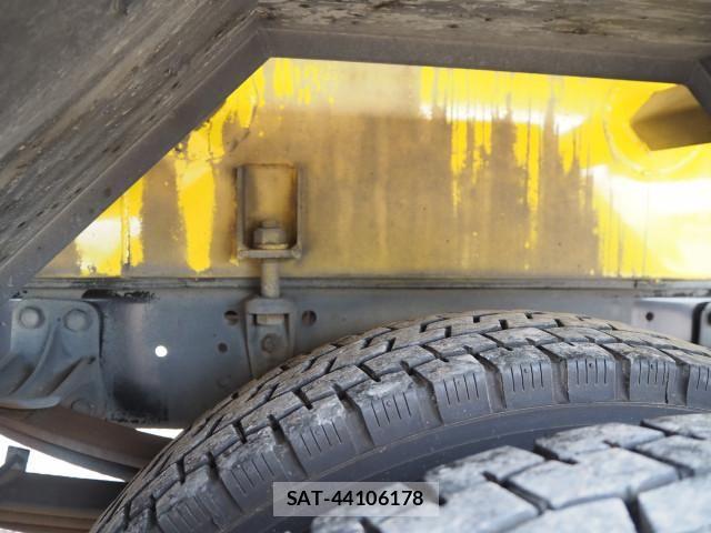 Isuzu FORWARD 2015-08 8659183-13