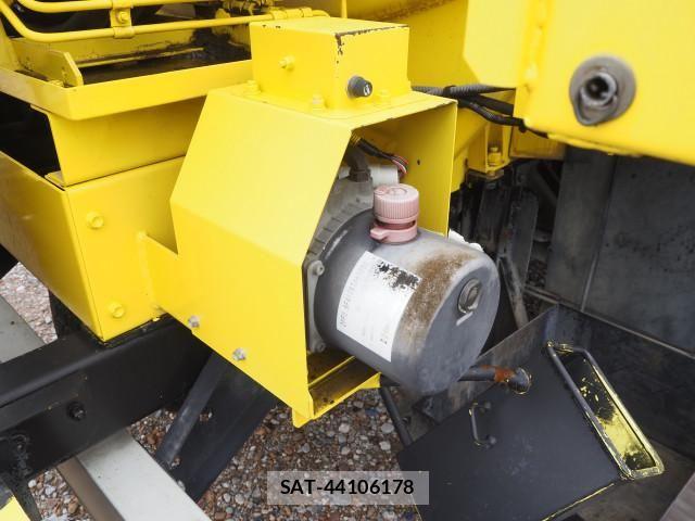 Isuzu FORWARD 2015-08 8659183-20