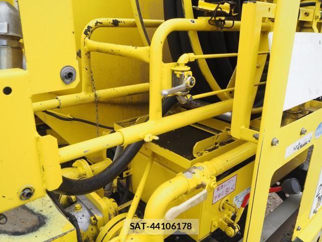 Isuzu FORWARD 2015-08 8659183-24