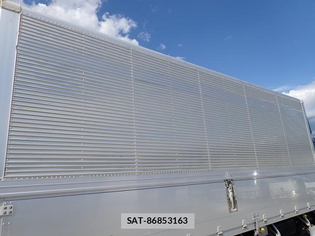 Isuzu FORWARD 2019-04 8685578-26