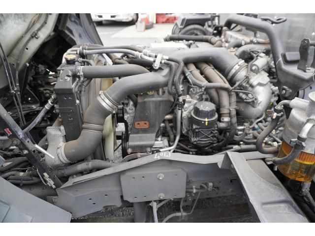 Isuzu FORWARD 2021-02 8732954-14