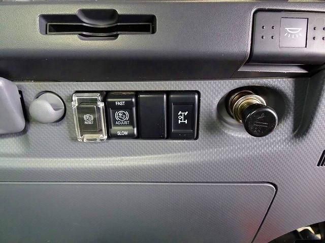 Isuzu FORWARD 2021-04 8732950-13
