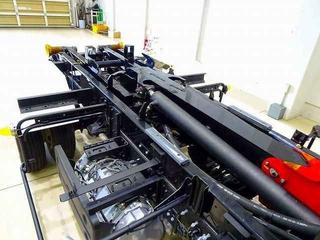 Isuzu FORWARD 2021-04 8732950-26