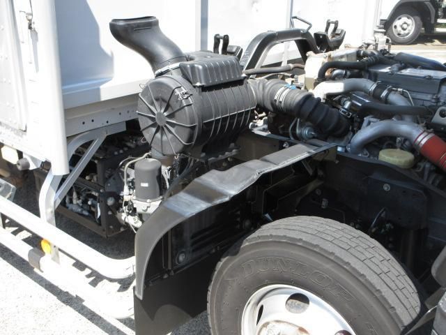 Isuzu FORWARD 2019-06 8732953-15