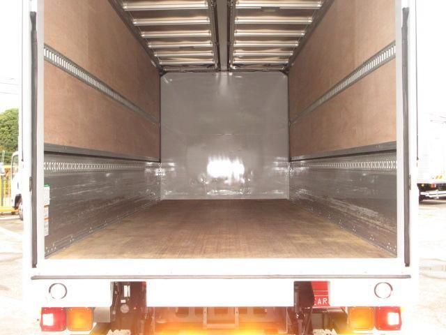 Isuzu FORWARD 2019-06 8732953-24