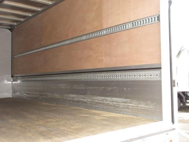 Isuzu FORWARD 2019-06 8732953-26