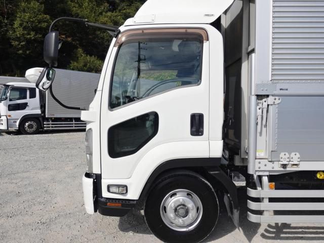 Isuzu FORWARD 2013-09 8732970-9