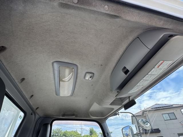 Isuzu FORWARD 2013-03 8732982-25