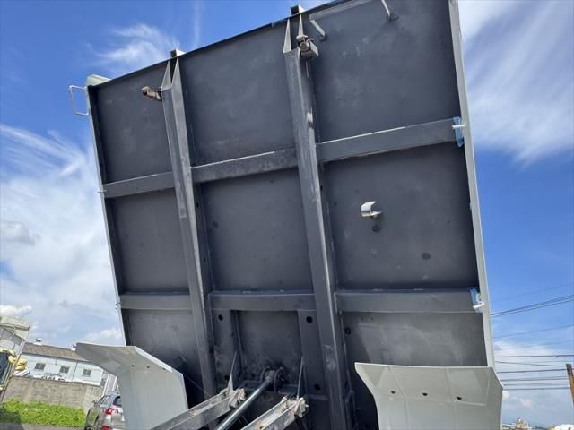 Isuzu FORWARD 2013-03 8732982-6