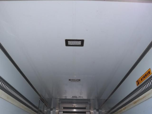 Isuzu FORWARD 2017-12 8732958-10