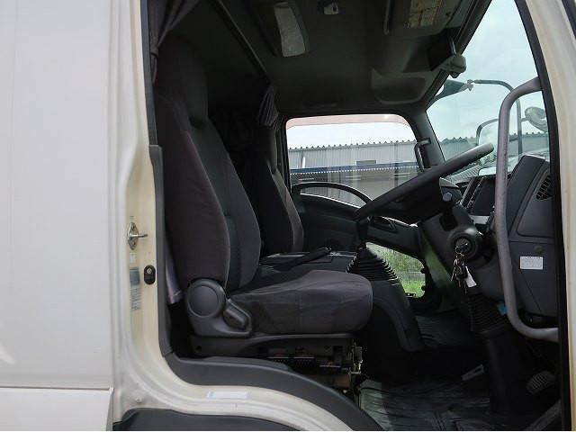 Isuzu FORWARD 2017-10 8732972-9