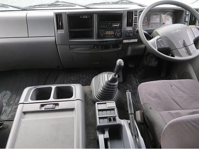 Isuzu FORWARD 2017-10 8732972-11