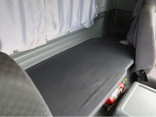 Isuzu FORWARD 2017-10 8732972-22