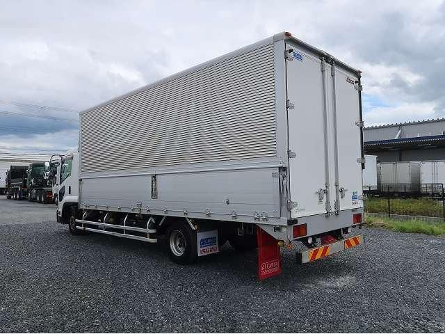 Isuzu FORWARD 2017-10 8732972-3