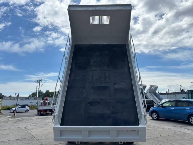 Isuzu FORWARD 2017-08 8732971-12