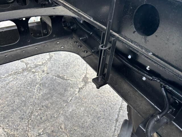 Isuzu FORWARD 2017-08 8732971-26
