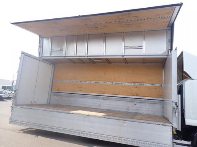 Isuzu FORWARD 2021-03 8732949-18
