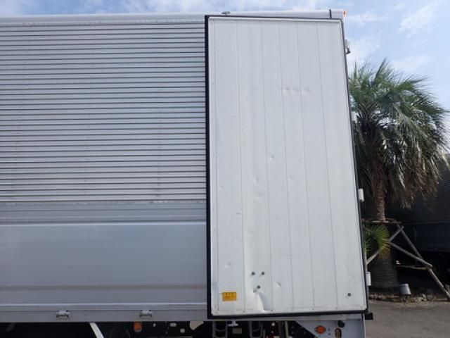 Isuzu FORWARD 2021-03 8732949-22