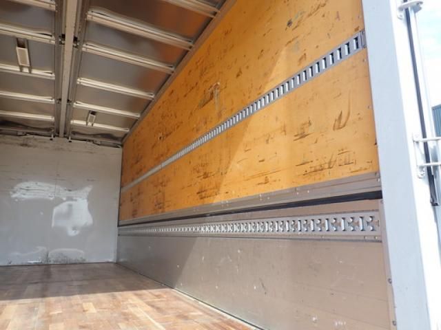 Isuzu FORWARD 2021-03 8732949-27