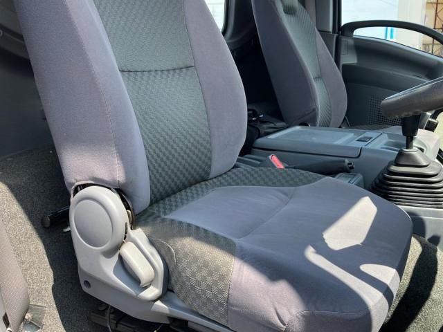 Isuzu FORWARD 2013-12 8732973-18