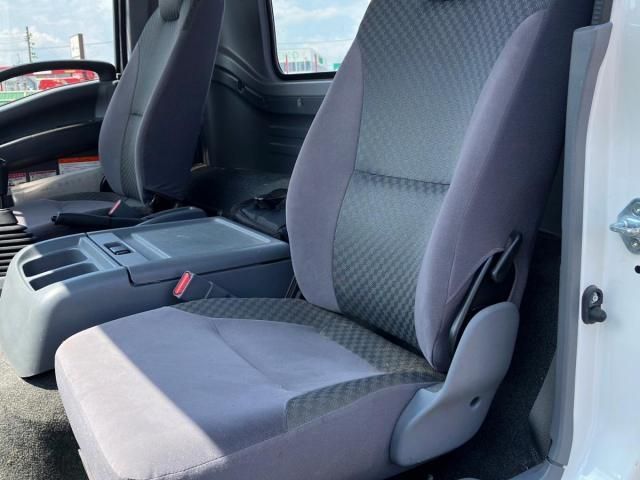 Isuzu FORWARD 2013-12 8732973-19