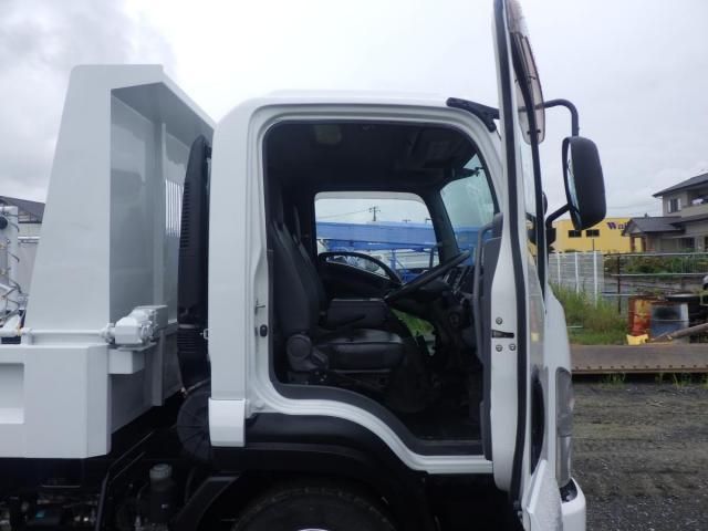 Isuzu FORWARD 2018-03 8732966-13
