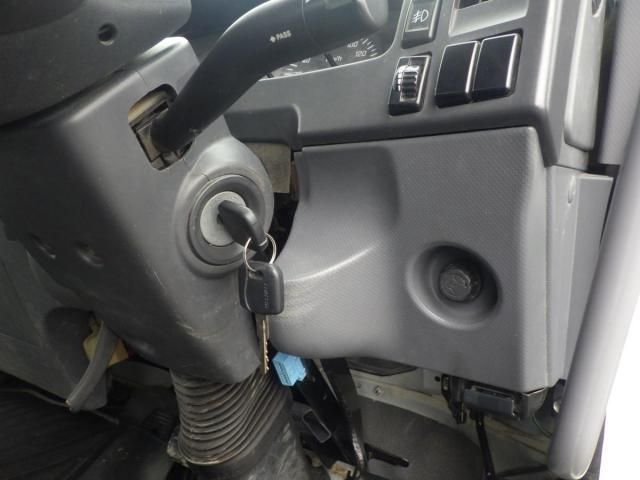 Isuzu FORWARD 2018-03 8732966-18
