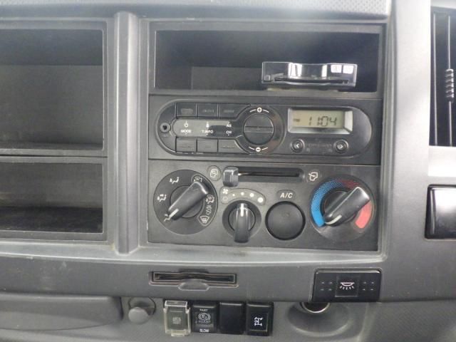 Isuzu FORWARD 2018-03 8732966-21