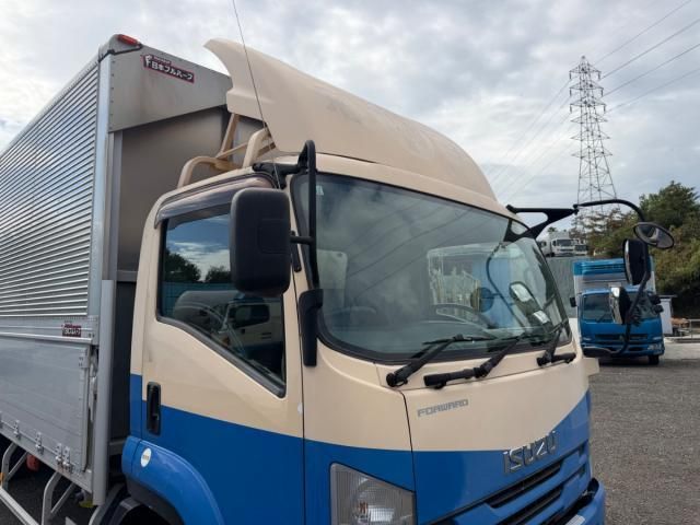 Isuzu FORWARD 2015-01 8732980-16