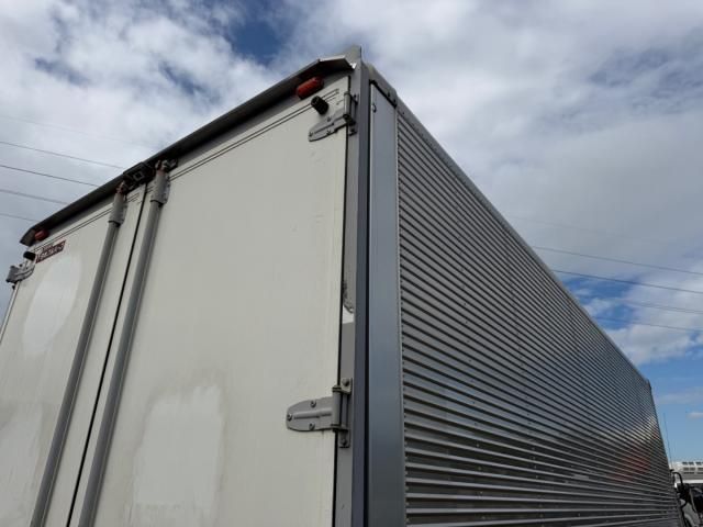 Isuzu FORWARD 2015-01 8732980-27