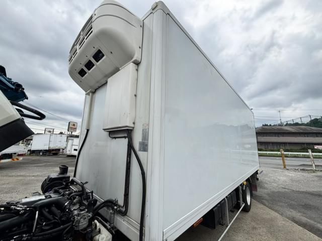 Isuzu FORWARD 2016-11 8732974-14