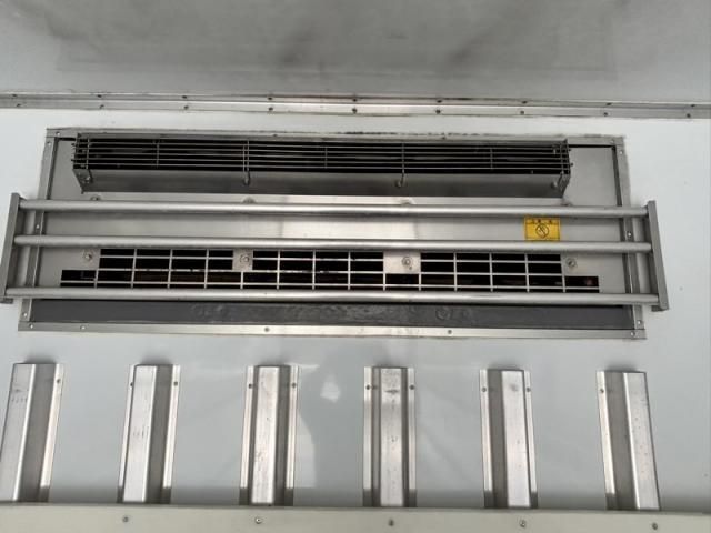 Isuzu FORWARD 2016-11 8732974-17