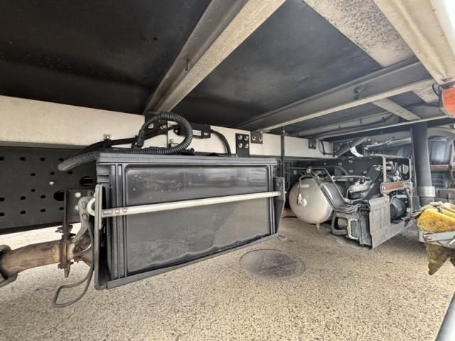 Isuzu FORWARD 2016-11 8732974-27