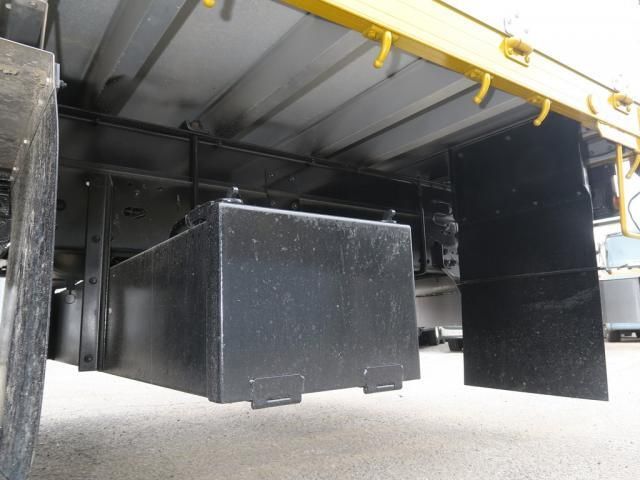 Isuzu FORWARD 2022-08 8770681-15